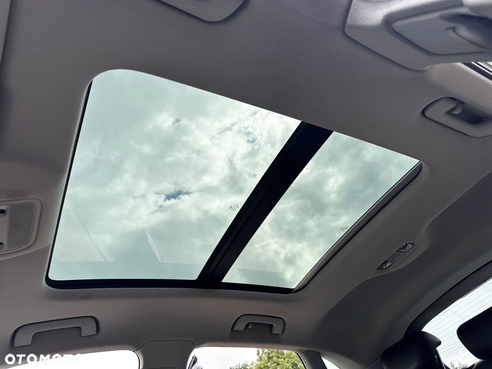 Audi Q3 2.0 TDI Quattro S tronic design - 37
