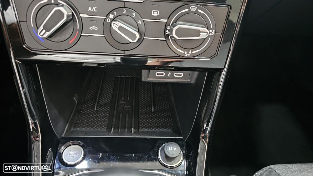 VW T-Cross 1.0 TSI Urban - 16