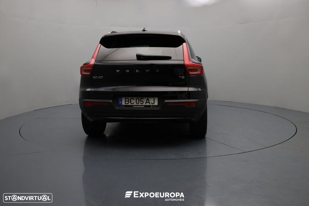 Volvo XC 40 1.5 T2 Plus Dark Auto - 6