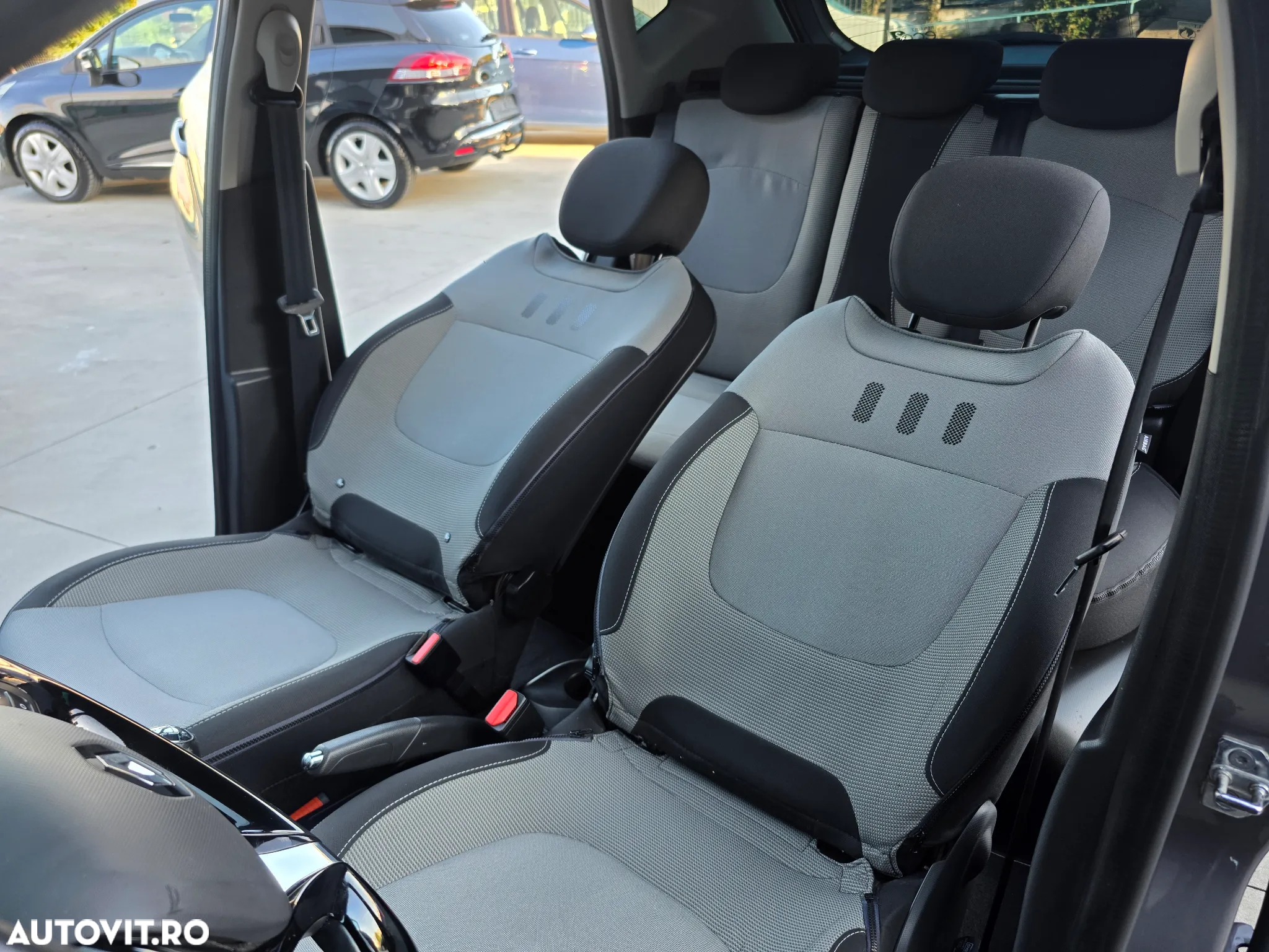 Renault Captur ENERGY TCe 90 Start&Stop Life - 24