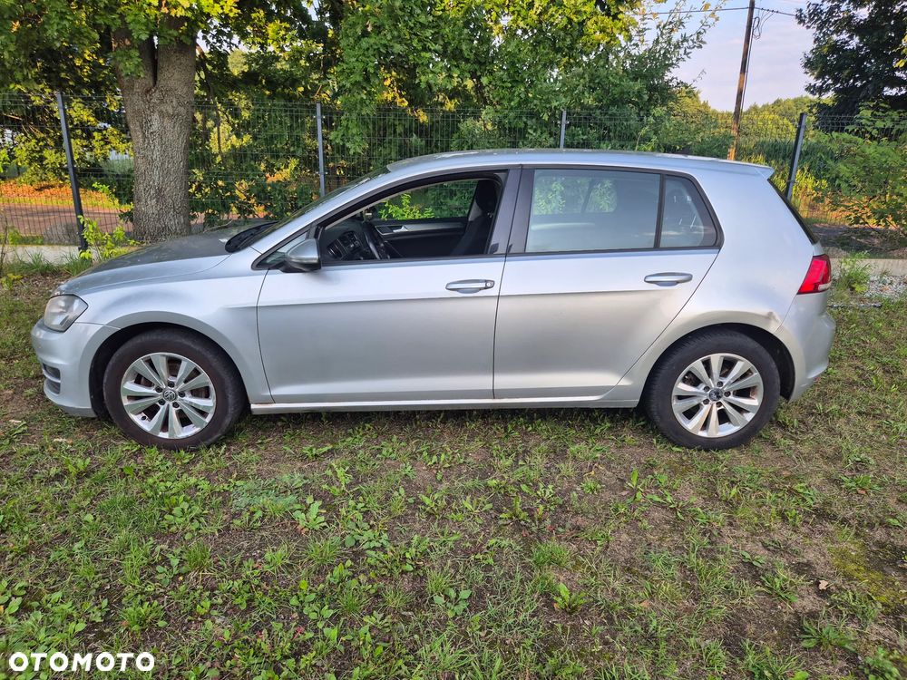 Volkswagen Golf 1.2 TSI BlueMotion Technology Comfortline - 11