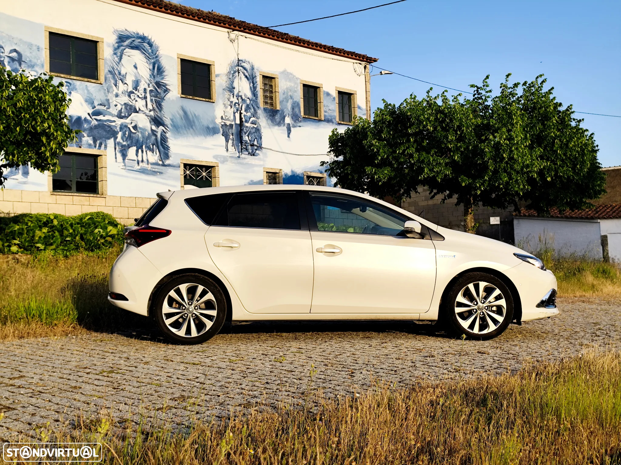 Toyota Auris 1.8 HSD Exclusive +TSS+Navi - 14