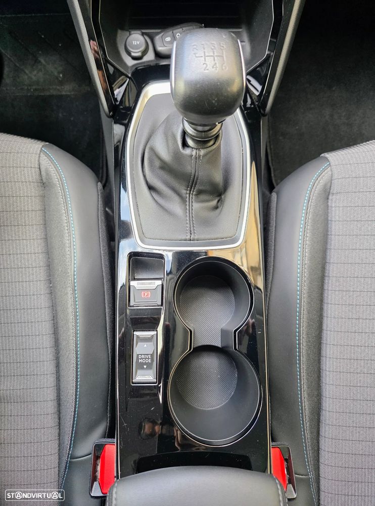 Peugeot 208 1.2 PureTech Allure - 43