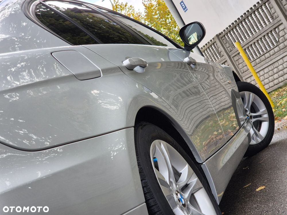 BMW Seria 3 320i - 6