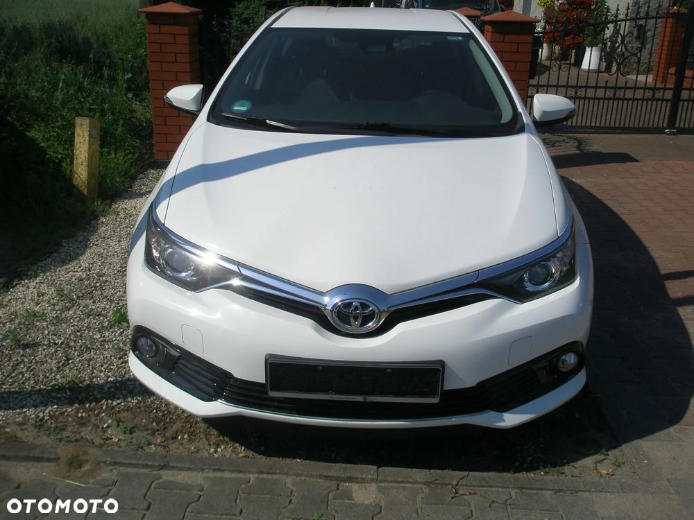 Toyota Auris 1.2 T Prestige - 2