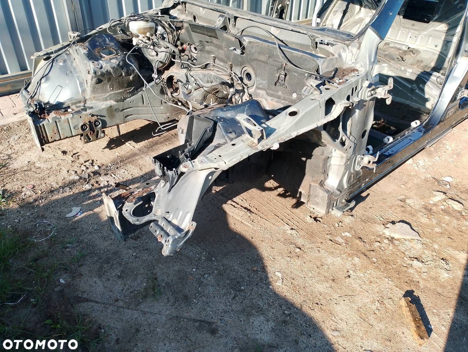 ĆWIARTKA PODŁUŻNICA LEWY PRZÓD LEXUS IS II - 1