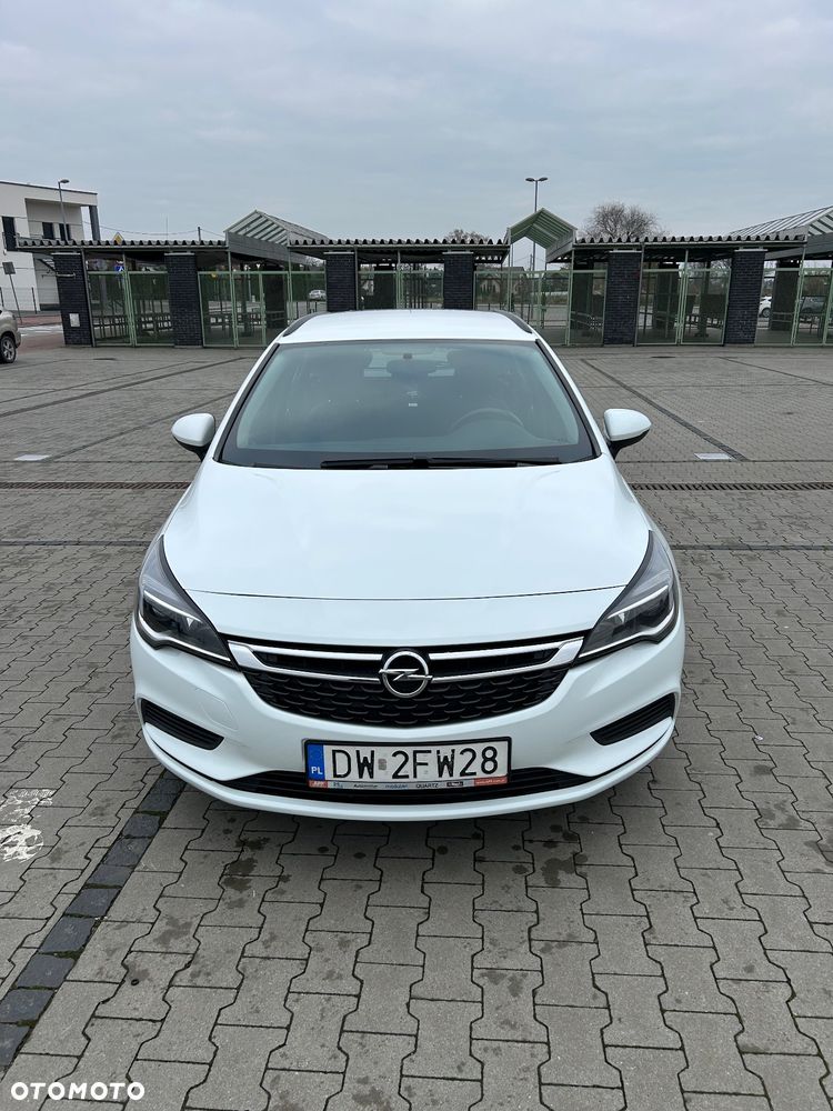Opel Astra - 2