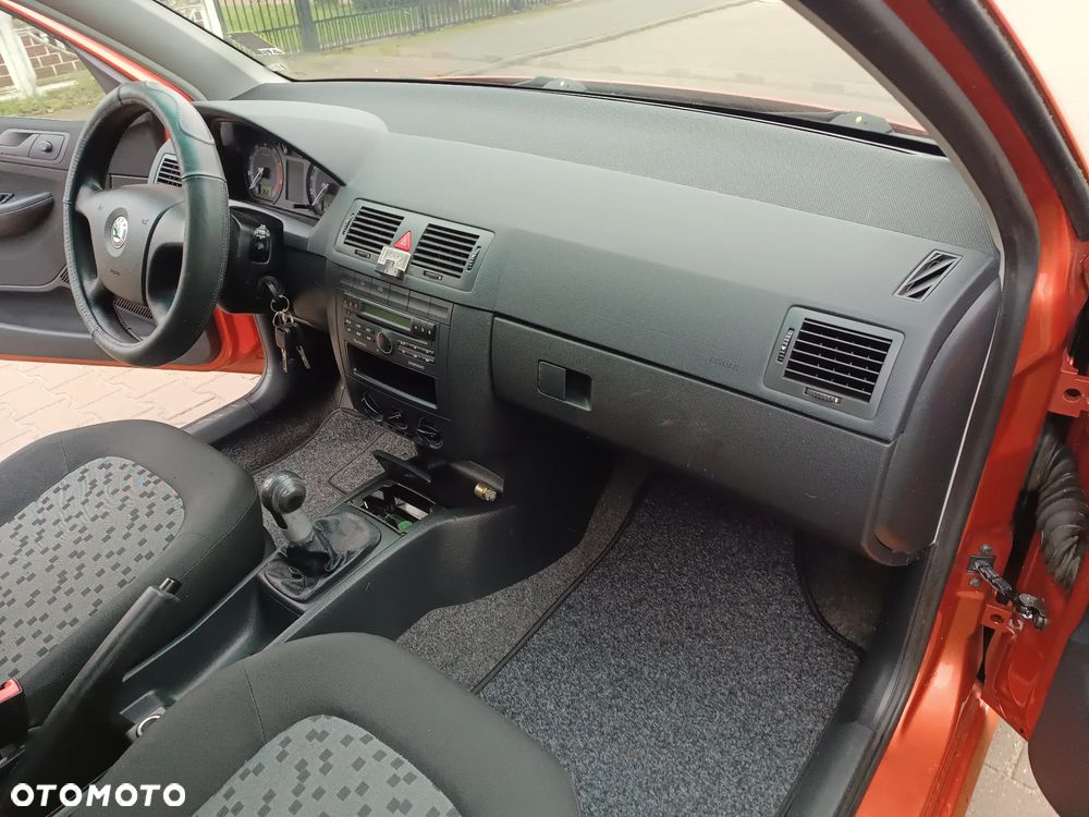 Skoda Fabia 1.4 16V Cool Edition - 6