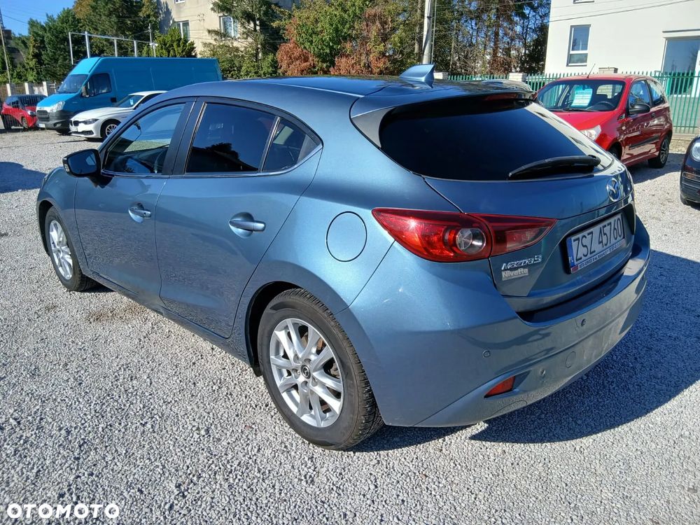 Mazda 3 - 5