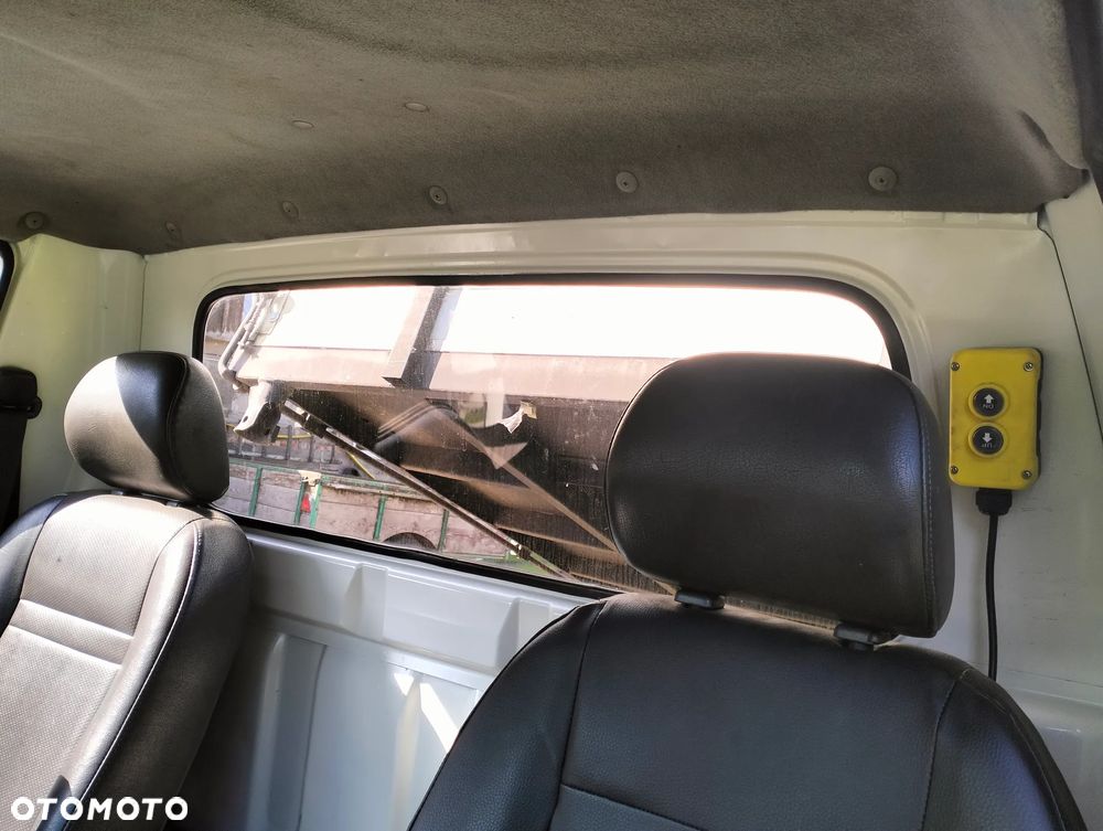 Kia K2500 - 17
