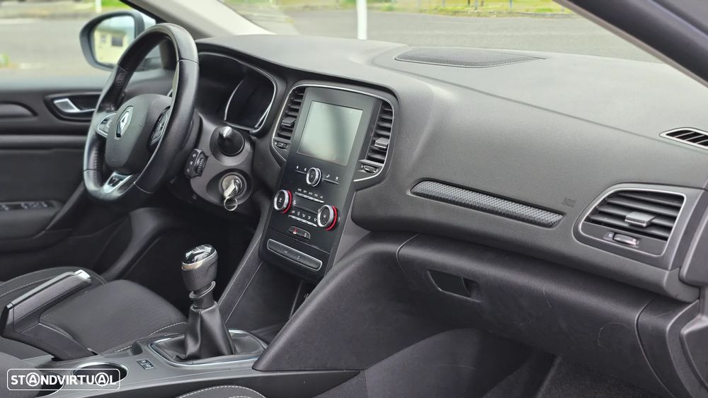 Renault Mégane Sport Tourer BLUE dCi 115 LIMITED - 15