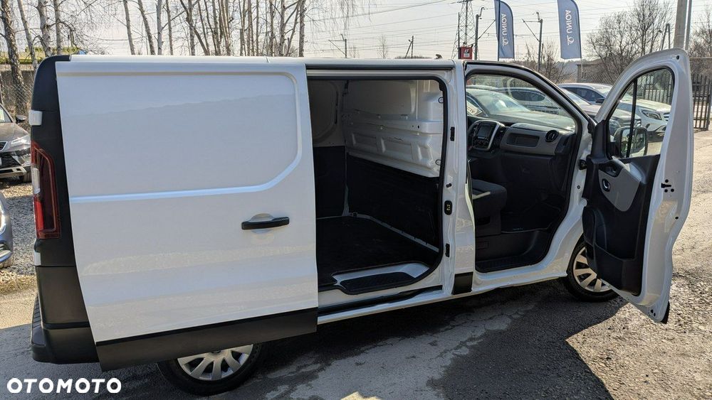 Renault Trafic - 12