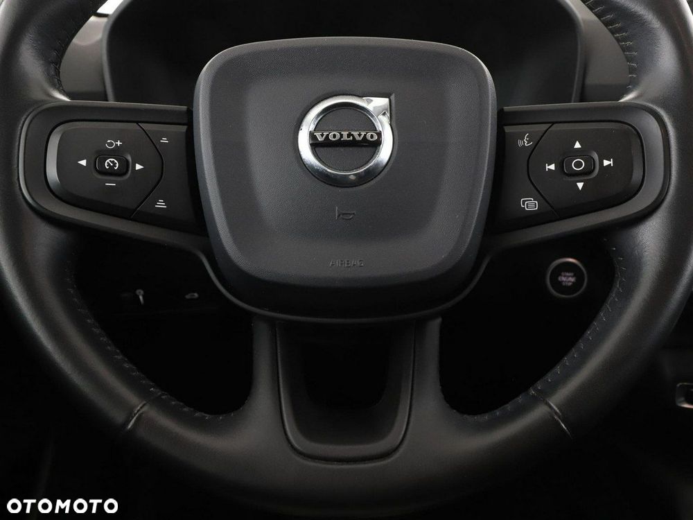 Volvo XC 40 T3 - 22