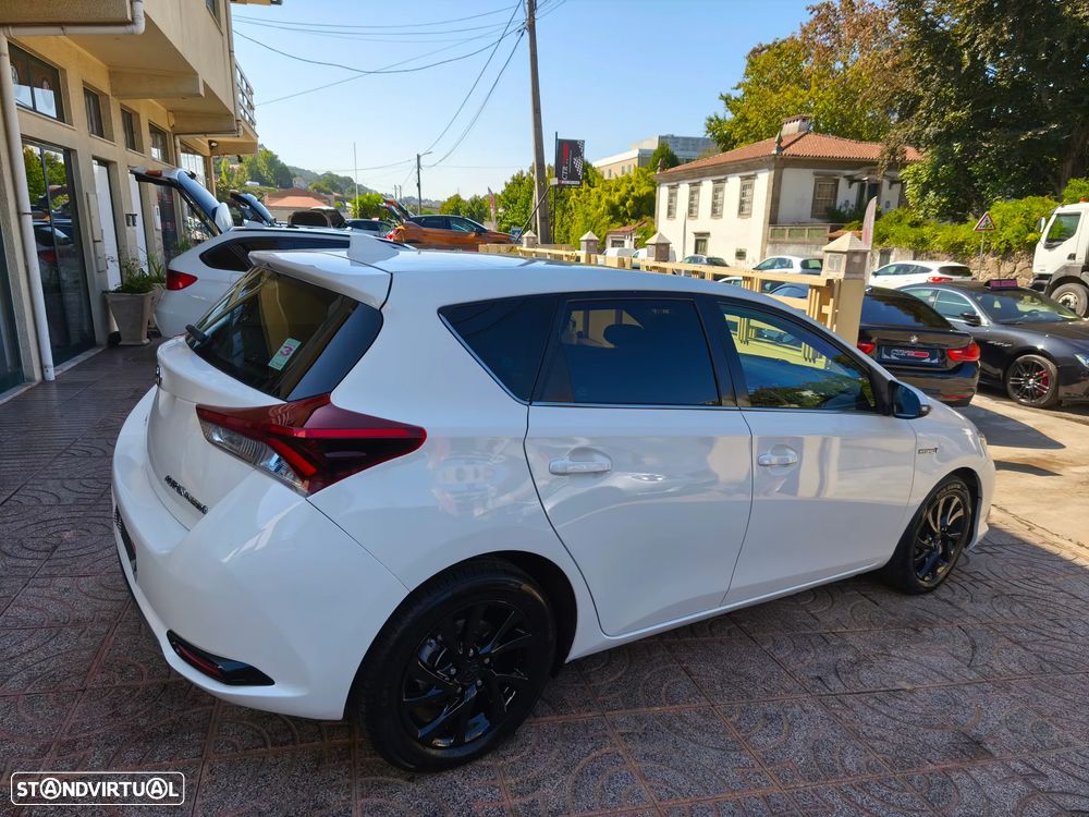 Toyota Auris 1.8 HSD Comfort+J17 - 7