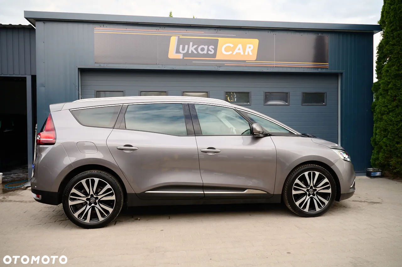 Renault Grand Scenic - 9
