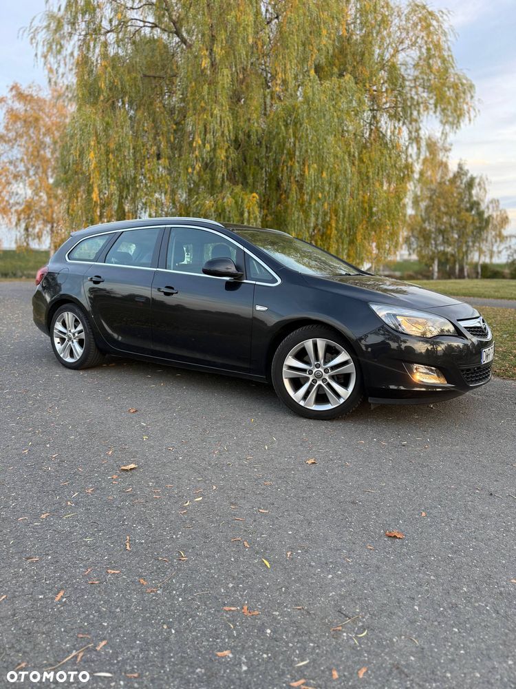 Opel Astra 1.6 T Sport - 2