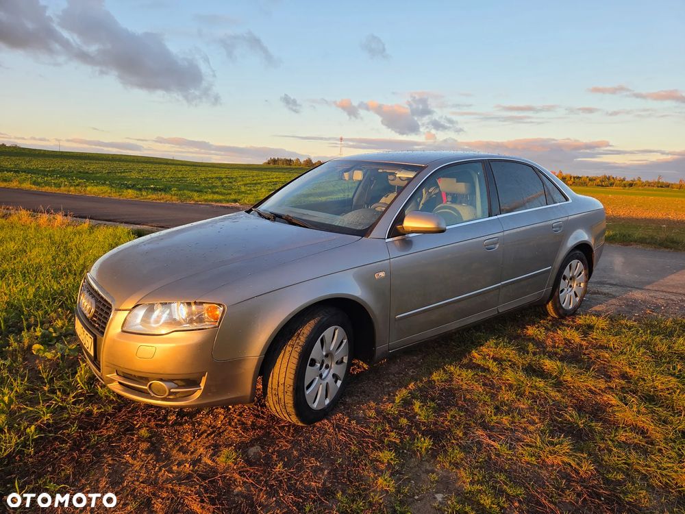 Audi A4 Limousine