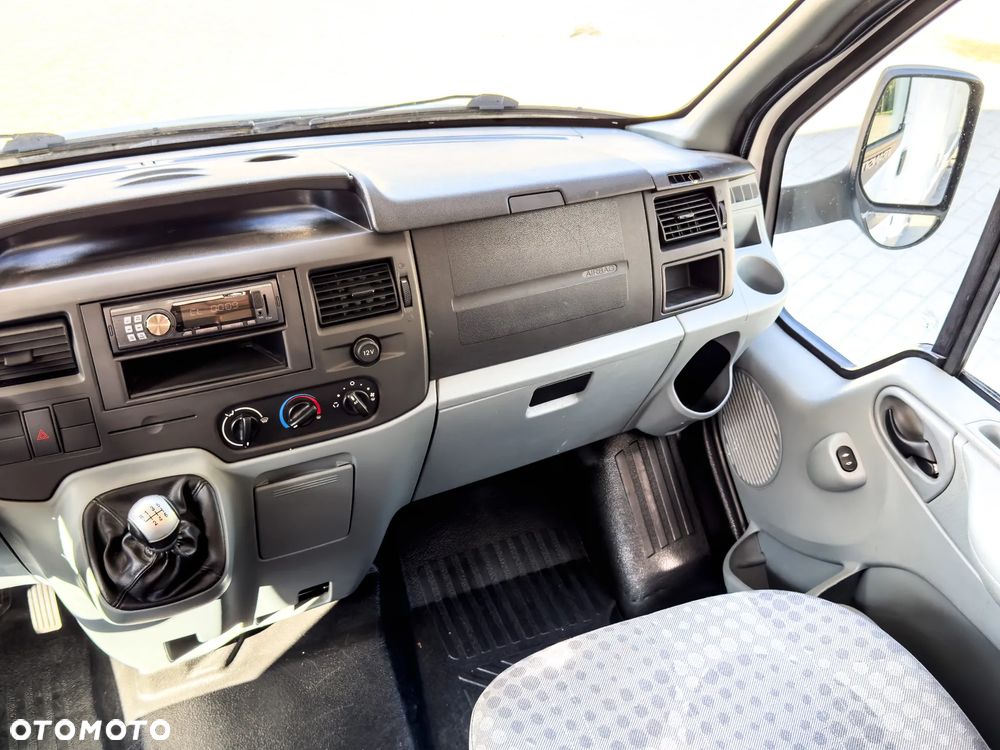 Ford TRANSIT RIMOR ALKOWA 6 osobowy do 3.5T - 24
