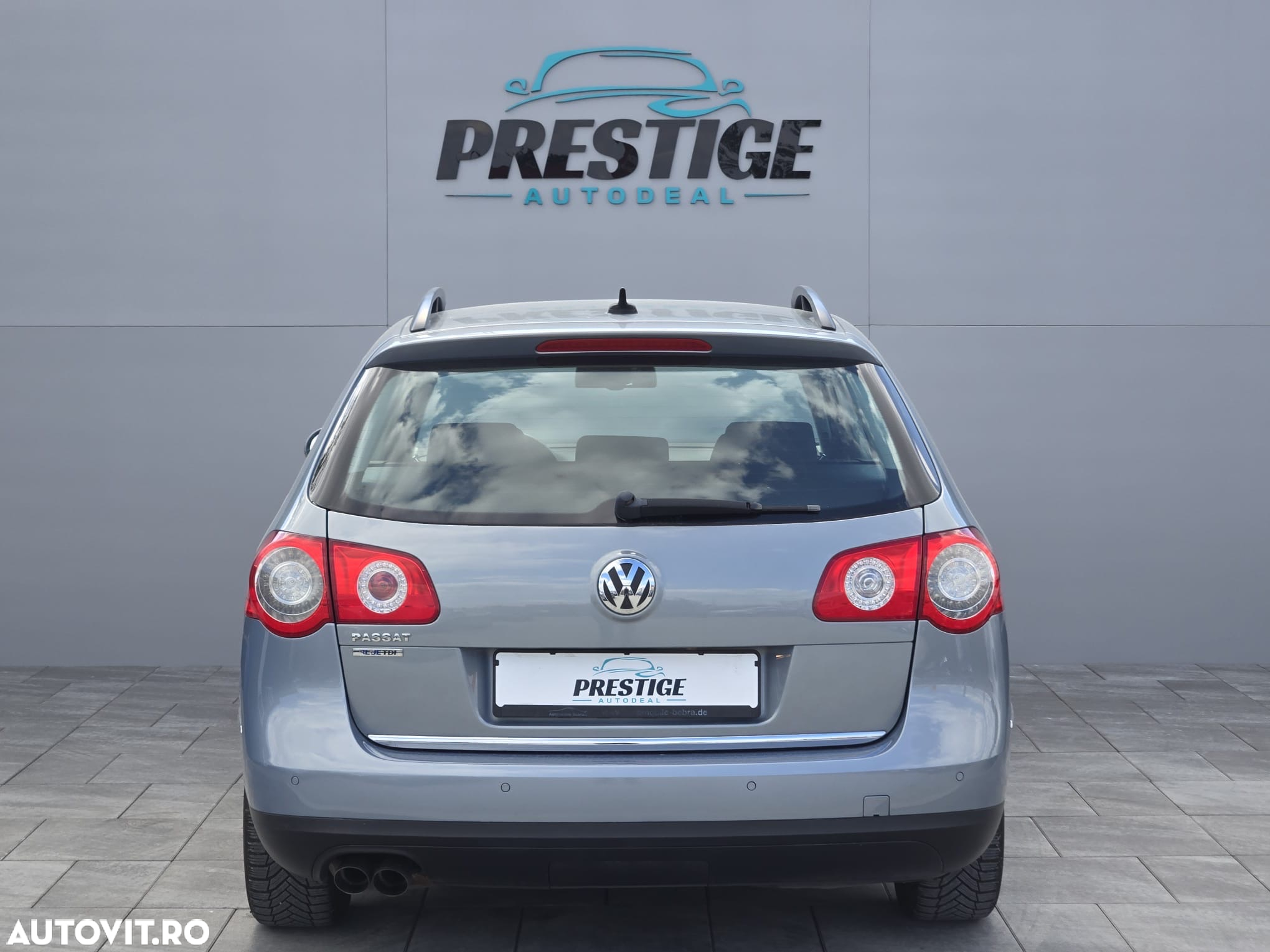 Volkswagen Passat Variant 2.0 TDI Blue TDI DSG Comfortline - 20