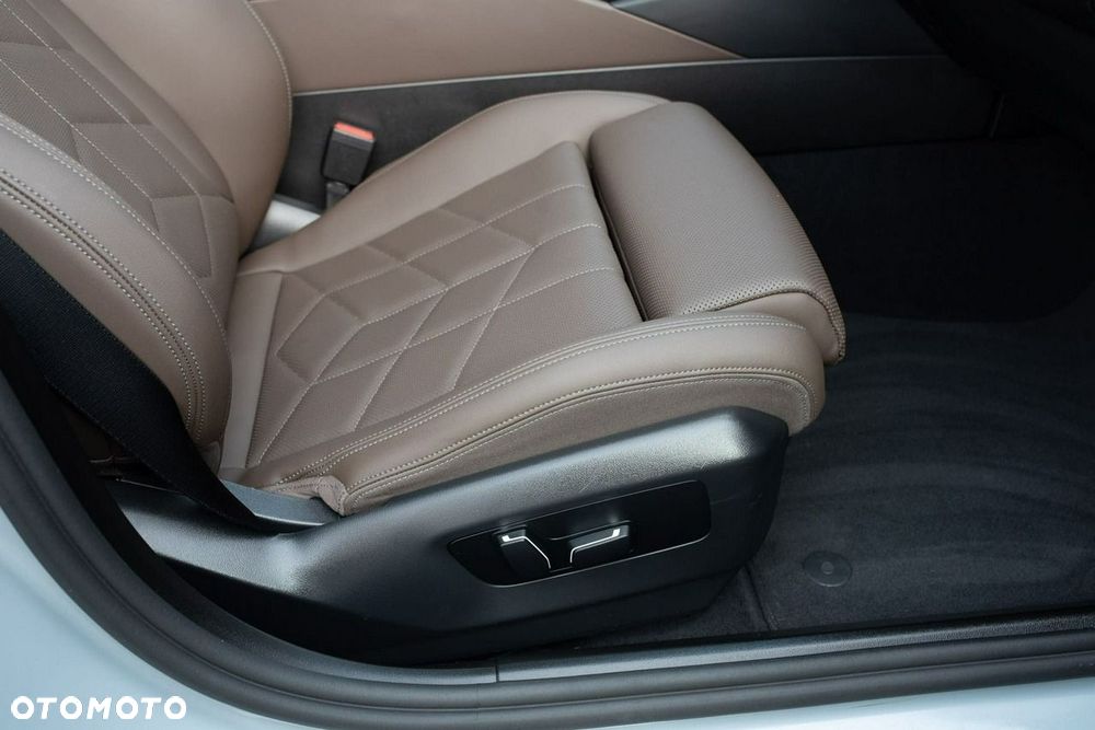 BMW Seria 5 520d mHEV M Sport - 30