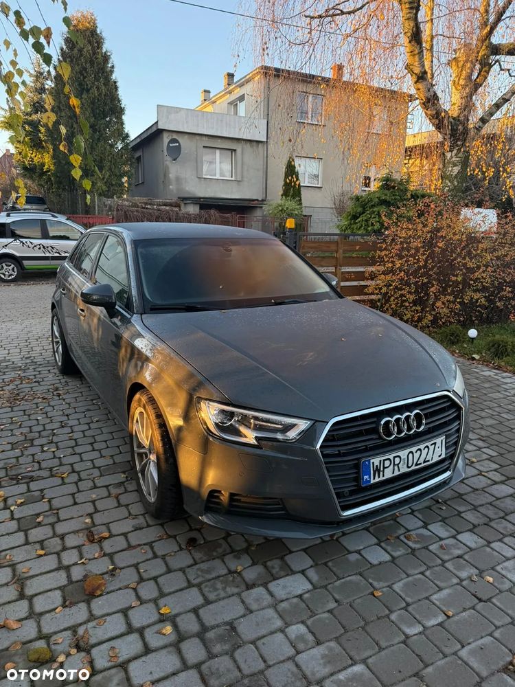 Audi A3 Sportback 35 TFSI S tronic - 1
