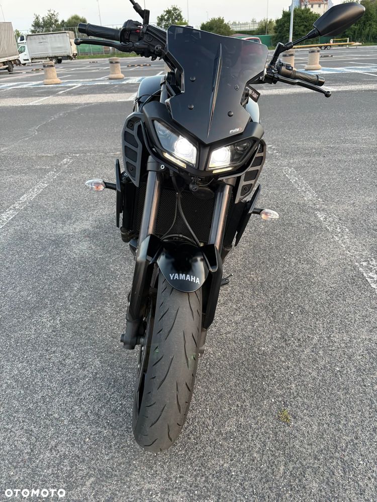 Yamaha MT - 4
