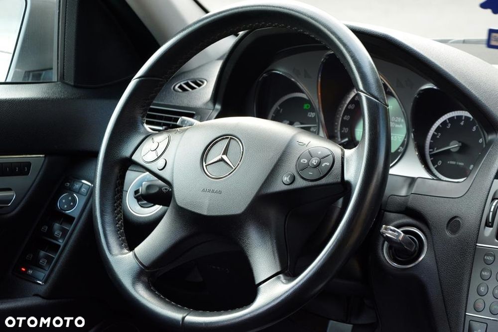 Mercedes-Benz Klasa C 200 Kompressor Avantgarde - 34