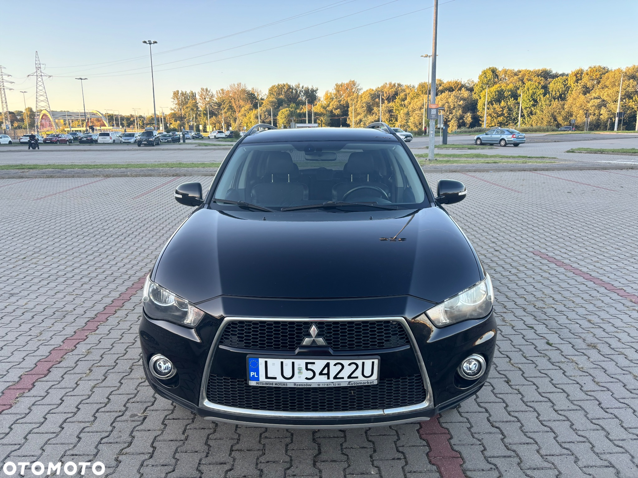 Mitsubishi Outlander 2.0 Intense NAVI 2WD EU5 - 2