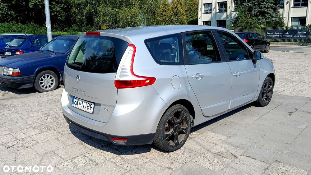 Renault Grand Scenic - 3