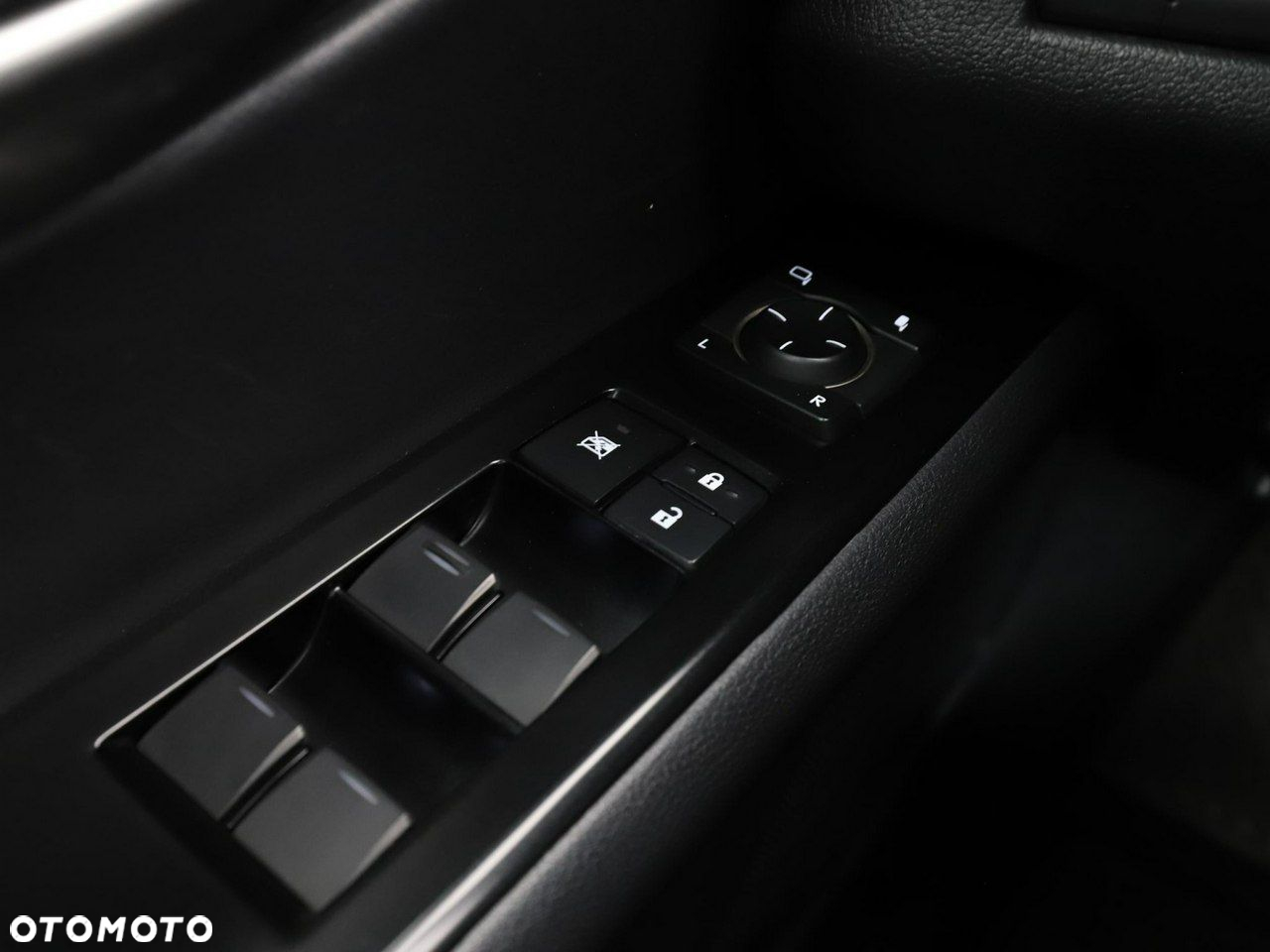 Lexus UX 250h Prestige 2WD - 36
