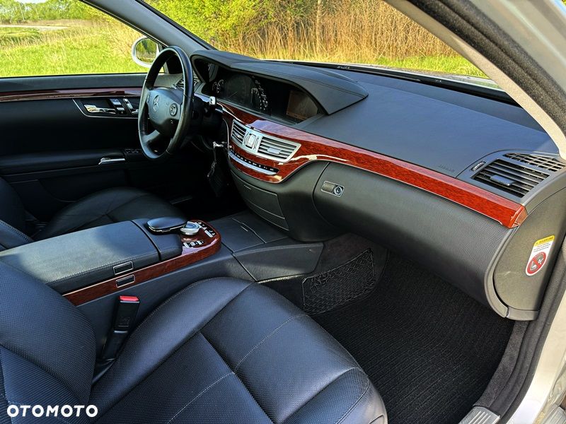 Mercedes-Benz Klasa S 350 7G-TRONIC - 24