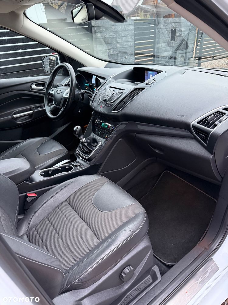 Ford Kuga 2.0 TDCi FWD Titanium Plus - 13