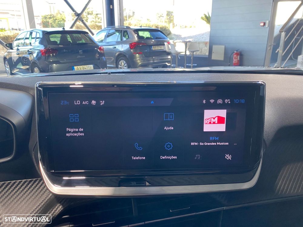 Peugeot 2008 1.2 PureTech Allure EAT8 - 15