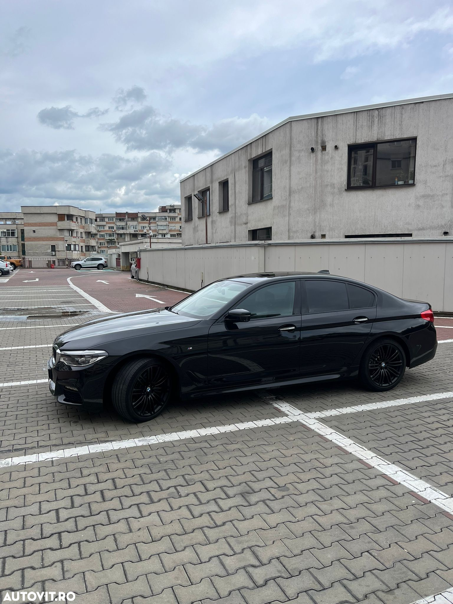 BMW Seria 5 520d xDrive AT - 8