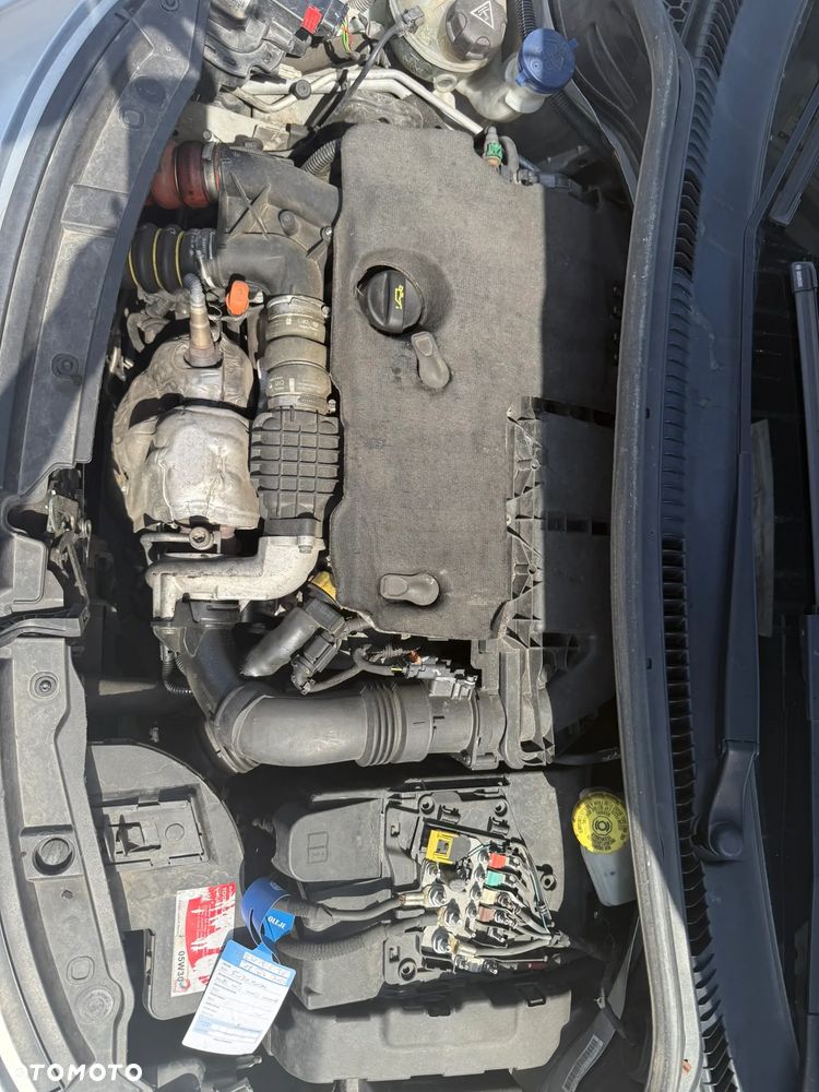 Peugeot 207 90 HDi FAP forever - 19