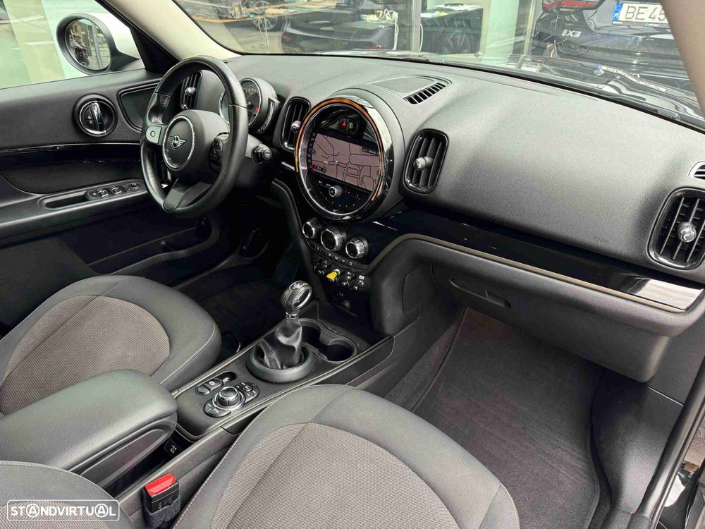 MINI Countryman Cooper SE ALL4 Auto - 10