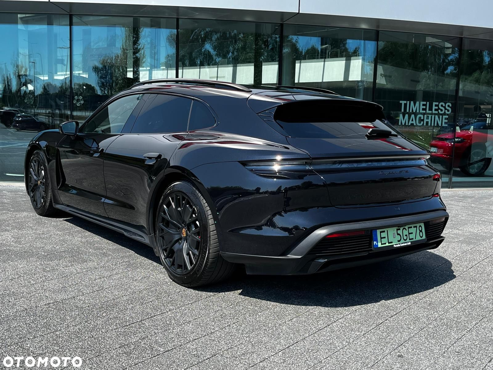 Porsche Taycan GTS Sport Turismo - 4