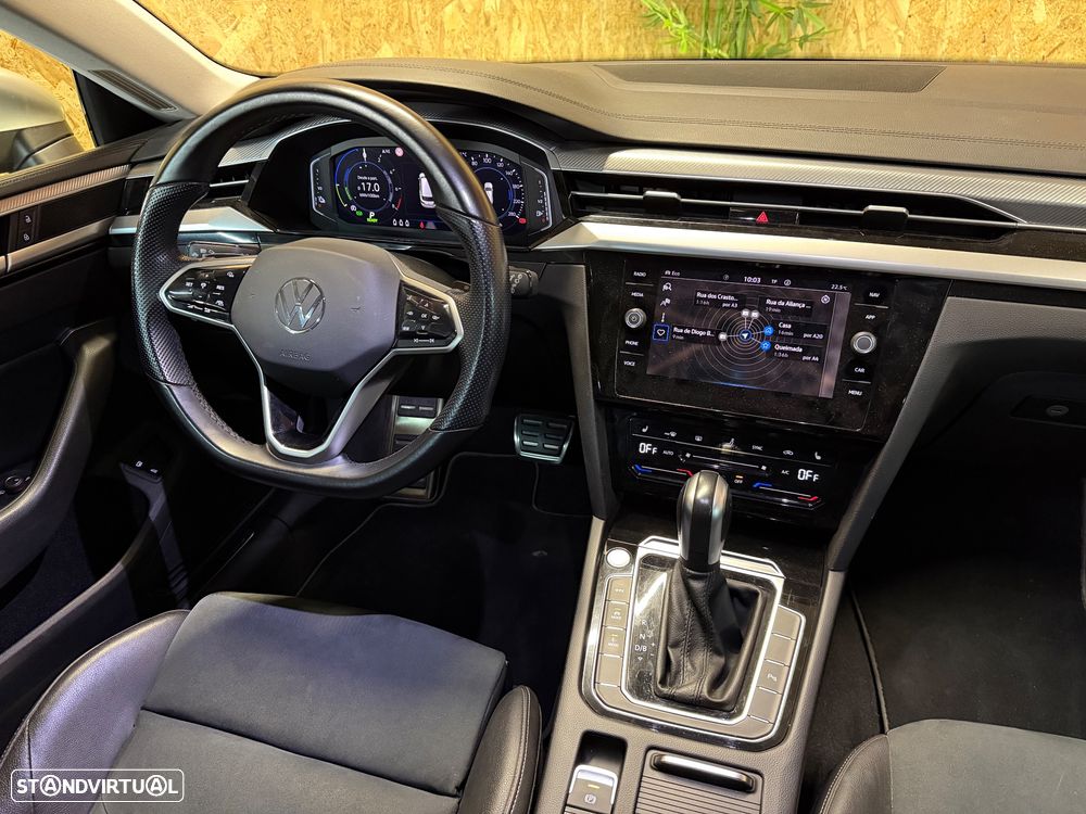 VW Arteon Shooting Brake - 19