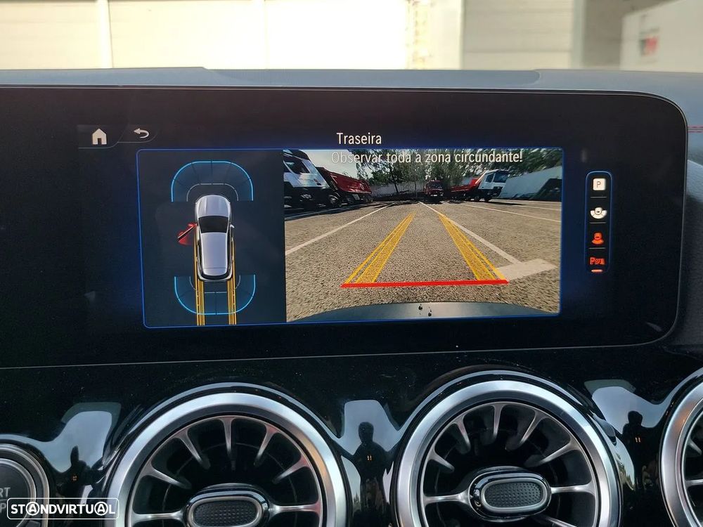 Mercedes-Benz EQA 250+ AMG Line - 17