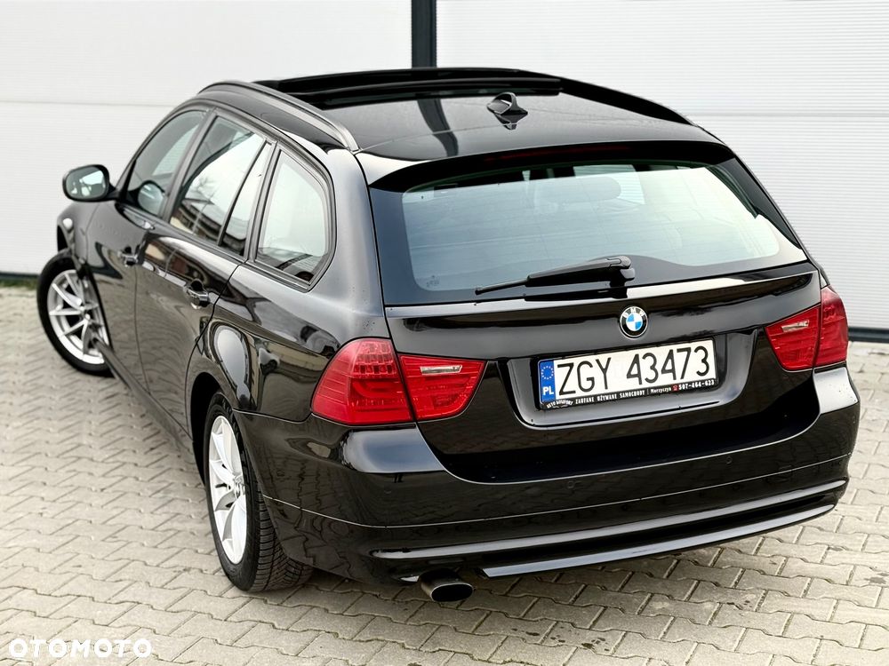 BMW Seria 3 318i - 15