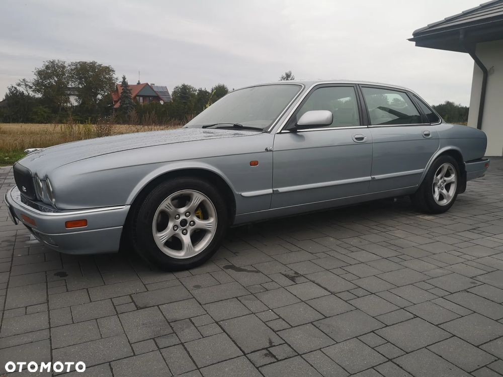 Jaguar XJ Sovereign 4.0 - 1