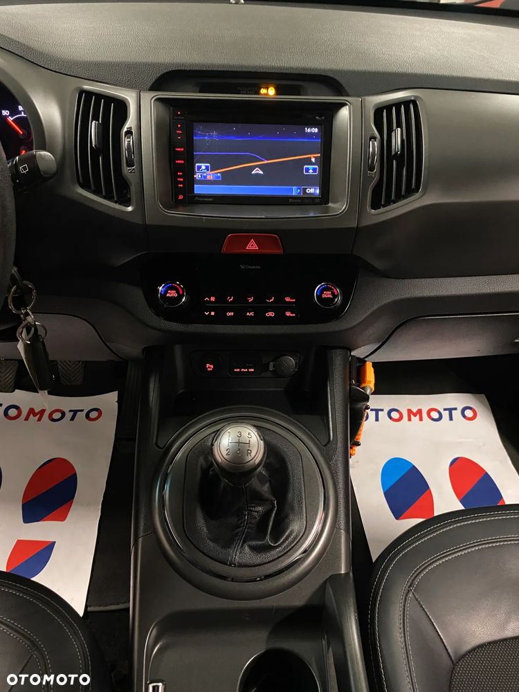 Kia Sportage 2.0 M - 19