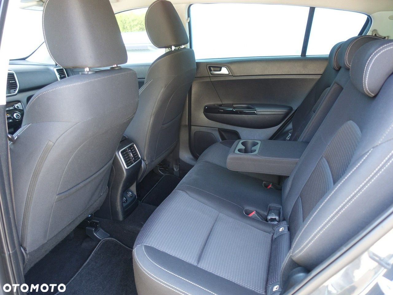 Kia Sportage 1.6 GDI L 2WD - 16
