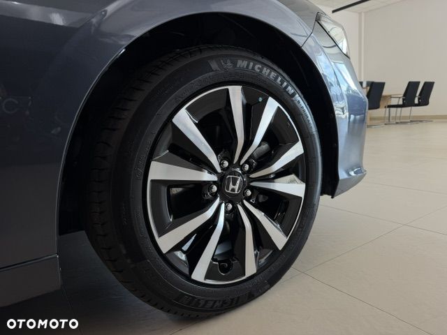 Honda Civic 2.0 i-MMD Elegance BSI CVT - 6