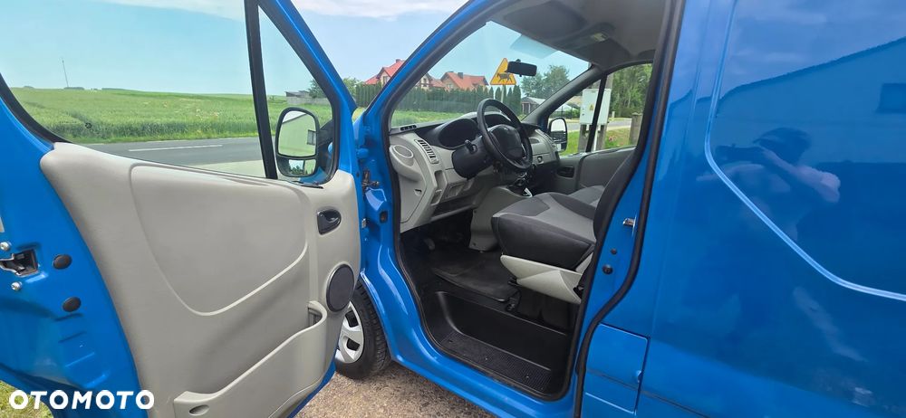 Renault Trafic - 9