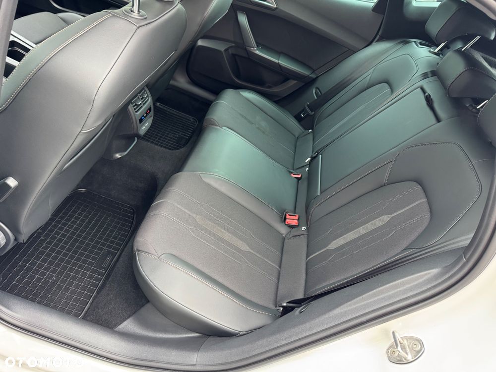 Cupra Formentor VZ 1.4 e-Hybrid DSG - 28