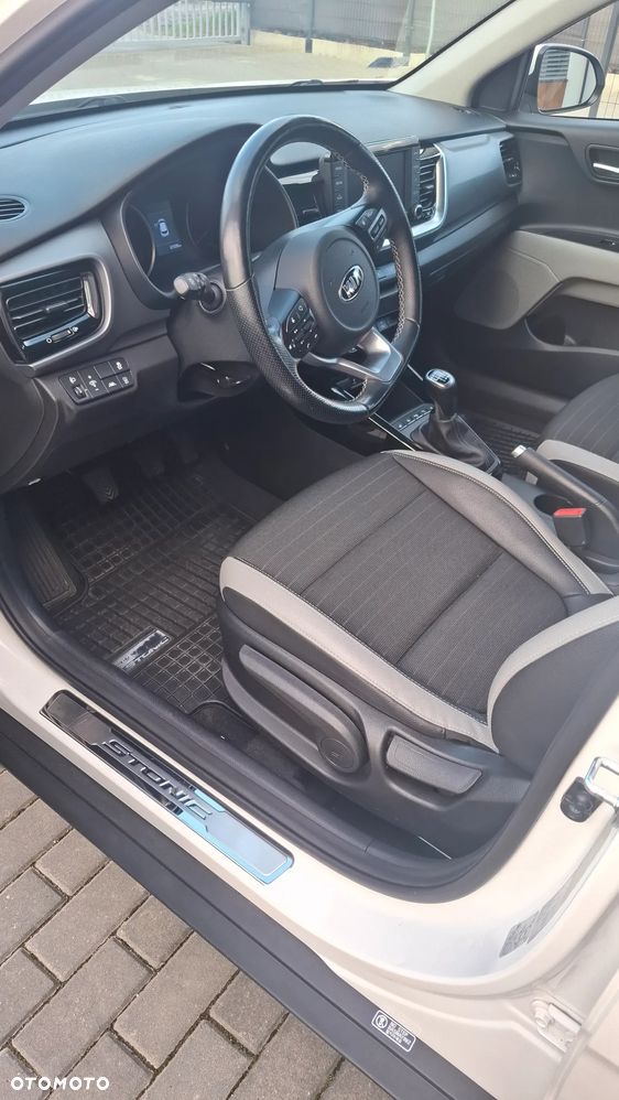 Kia Stonic 1.0 T-GDI L - 9