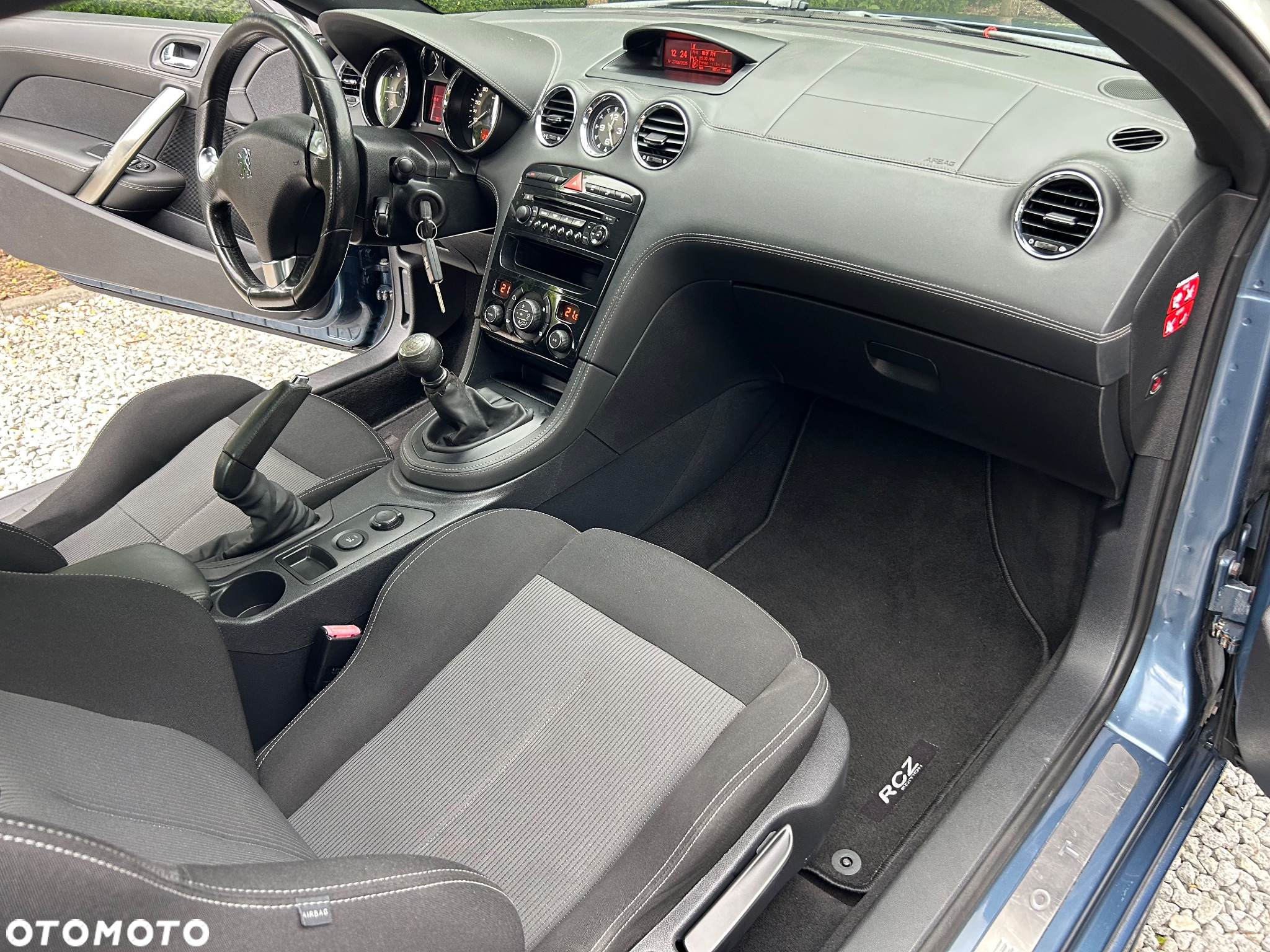Peugeot RCZ 2.0 HDi - 25