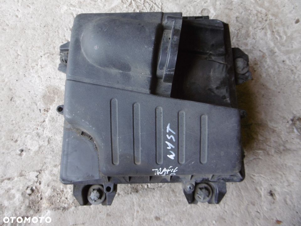 OBUDOWA FILTRA POWIETRZA TRAFIC VIVARO 2.0 DCI - 1