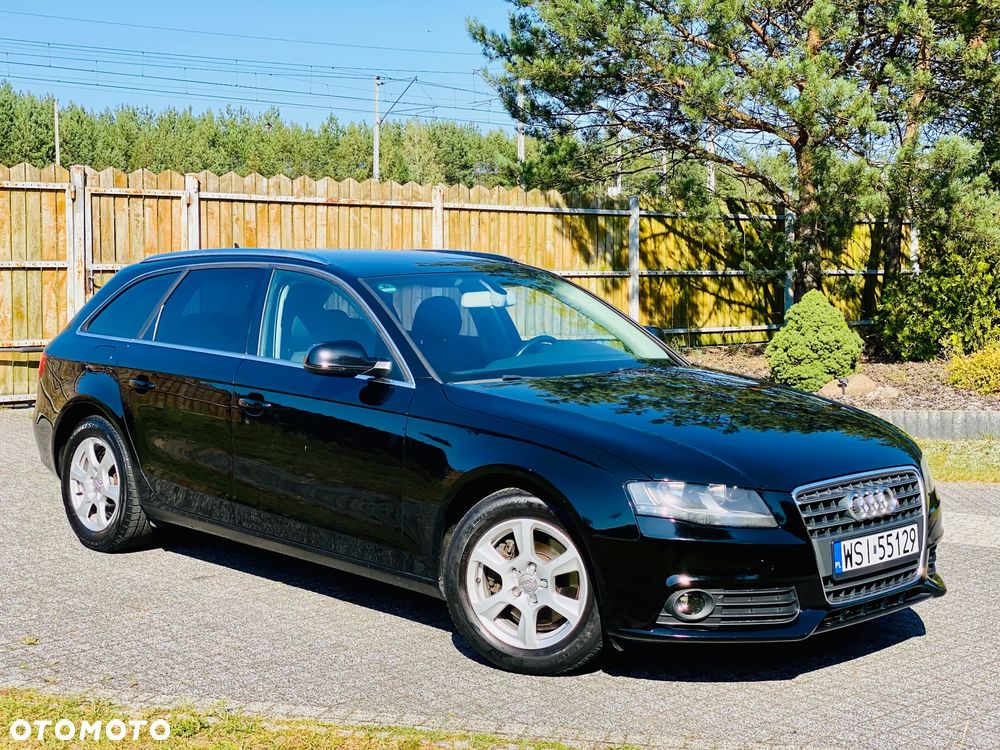 Audi A4 - 1
